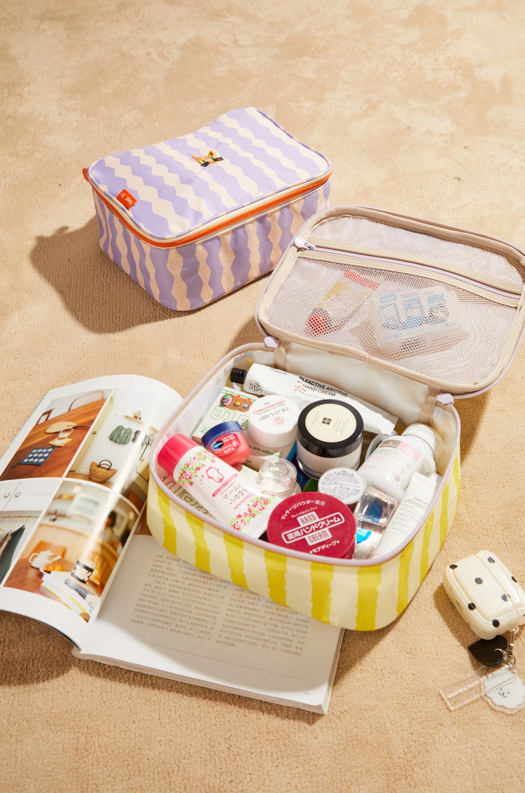 Kosmetyczka wodoodporna dla dzieci MOB z wieloma przegródkami na akcesoria kosmetyczne