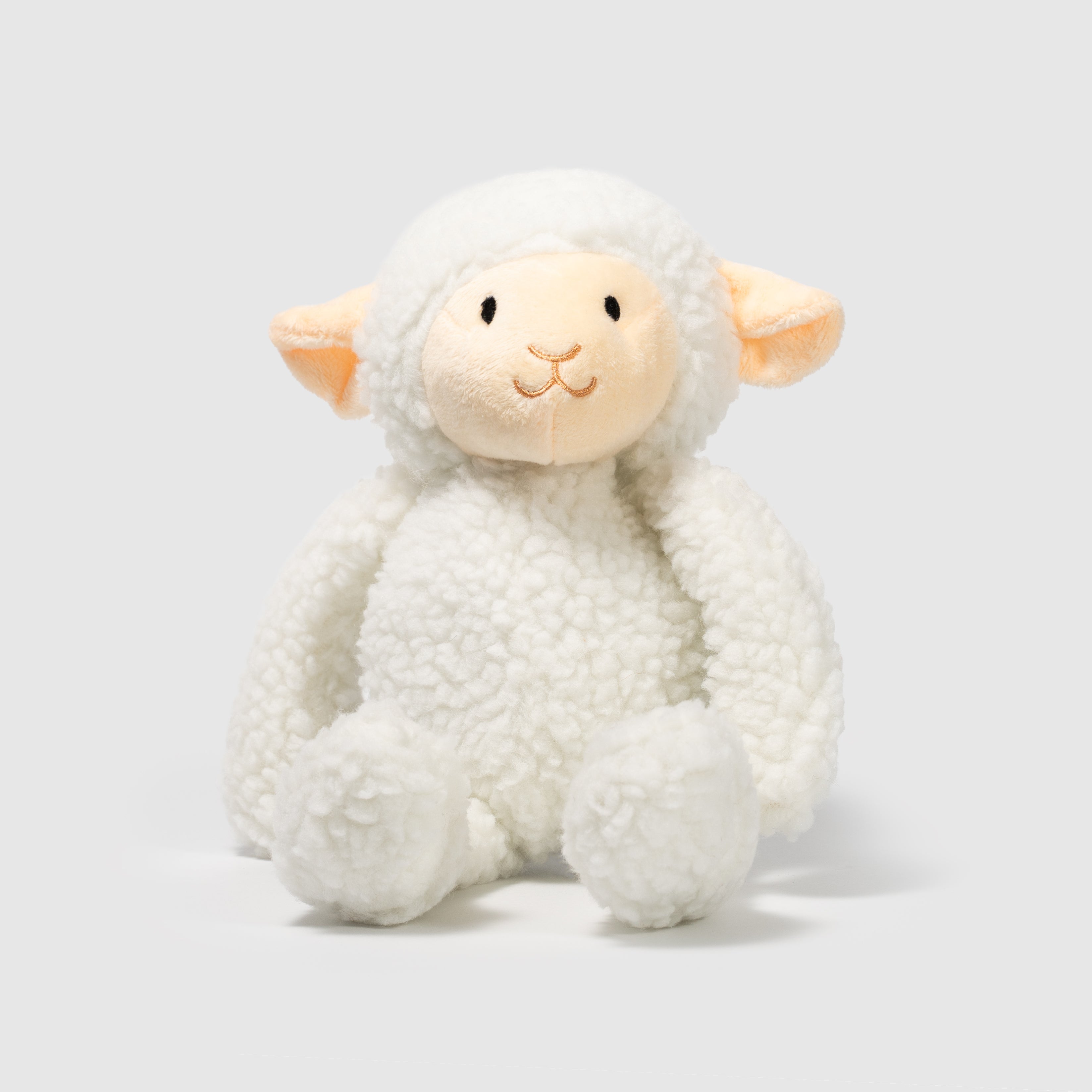 Pluszak owieczka Wild Planet wykonany z miękkiego futerka w delikatnym białym kolorze