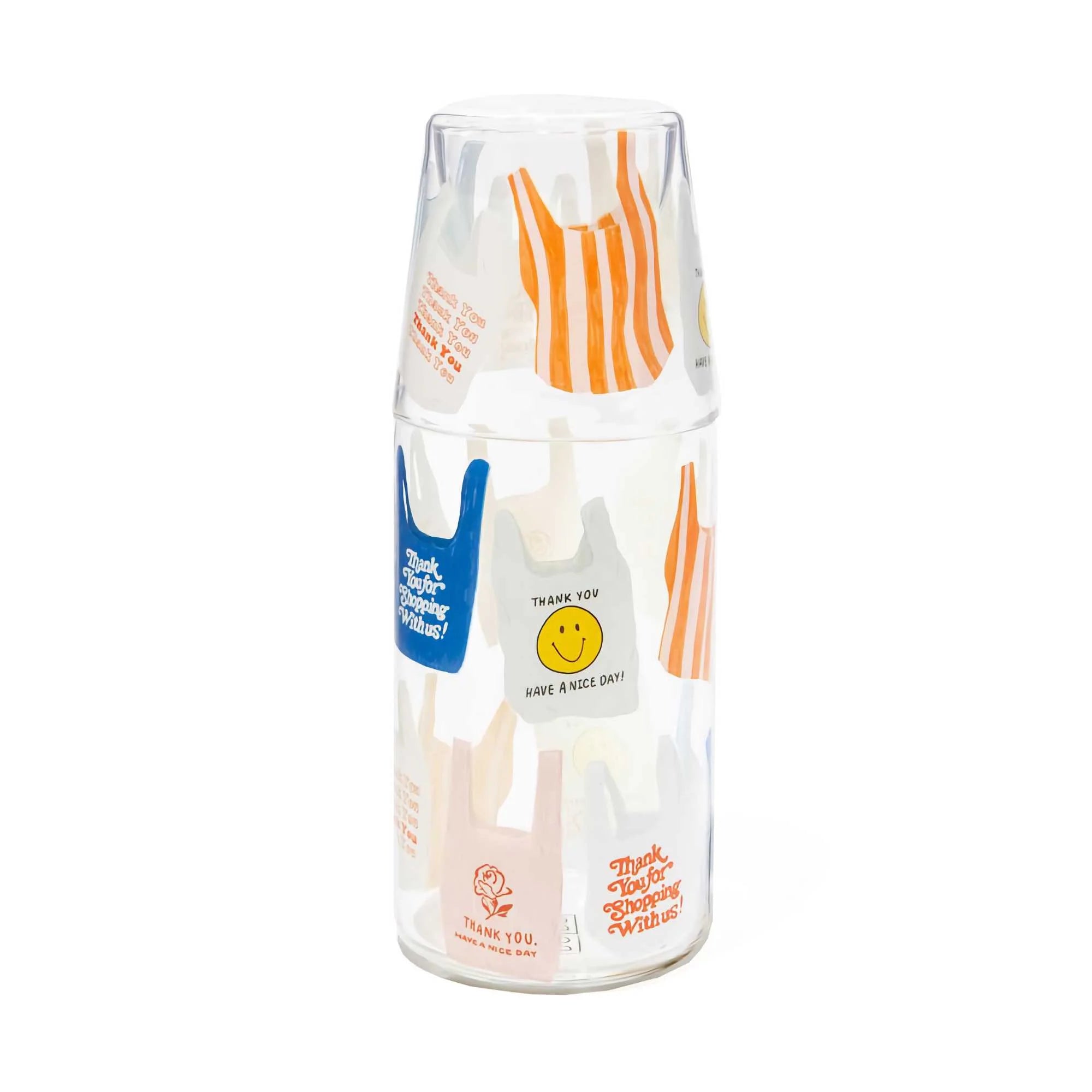 Karafka i szklanka z nadrukiem kolorowych torebek na białym tle od WABOBA AB