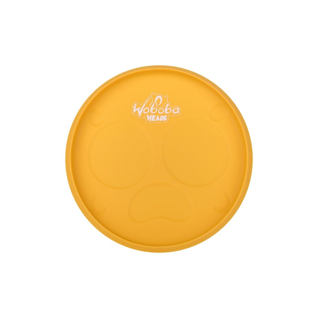 Żółte frisbee dla dzieci marki BV Jacob Company z logo Wooboba Heads na białym tle