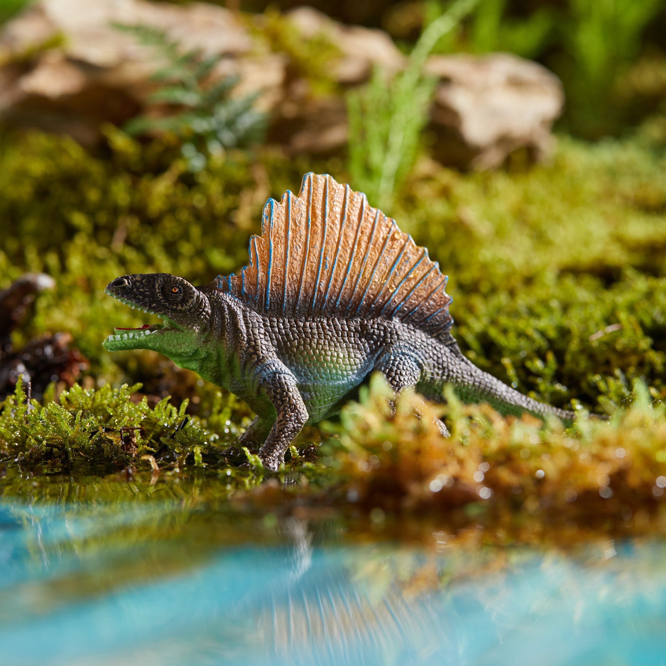 Zestaw figurek dinozaurów dla dzieci z realistyczną figurką dinozaura przy wodzie w naturalnym otoczeniu