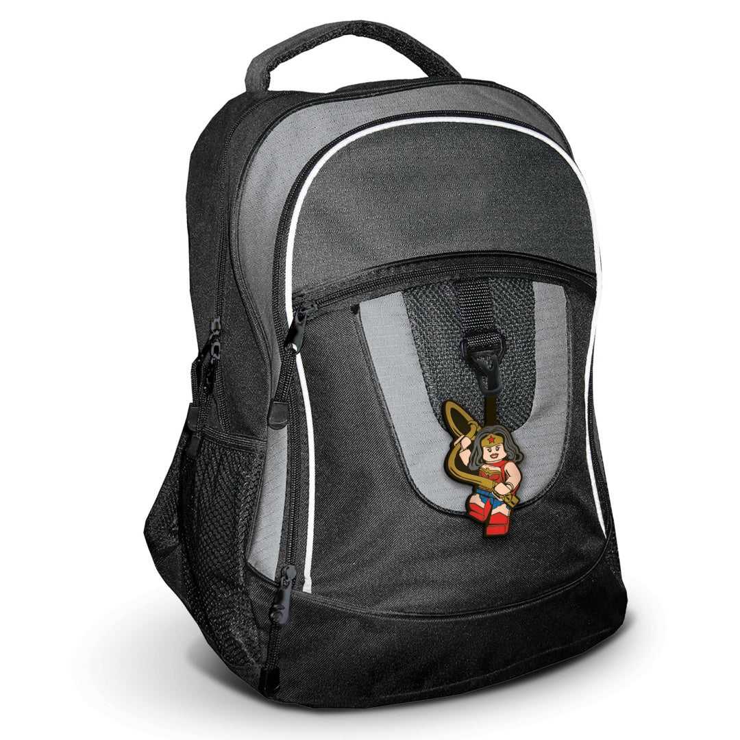 Czarny plecak z szarymi wstawkami z zawieszką do plecaka Wonder Woman LEGO od BV JACOB COMPANY