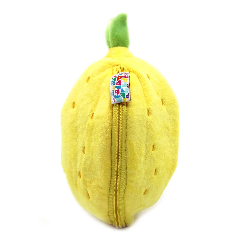 Pluszowa myszka w cytrynie w kształcie żółtego owocu z zielonym liściem i zamkiem