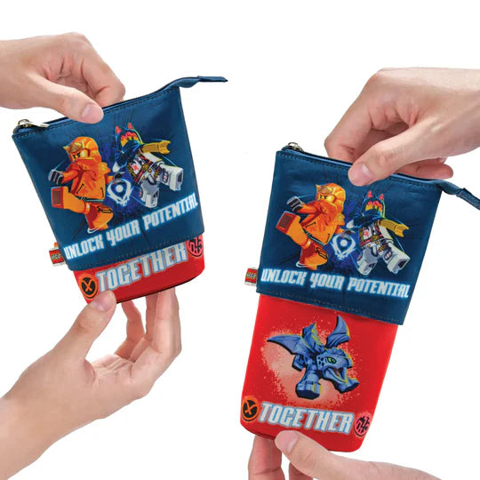 Kolorowy piórnik LEGO Ninjago z motywem bohaterów i napisem Unlock Your Potential