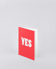 Kartka okolicznościowa yes czerwona z białym napisem YES na przodzie