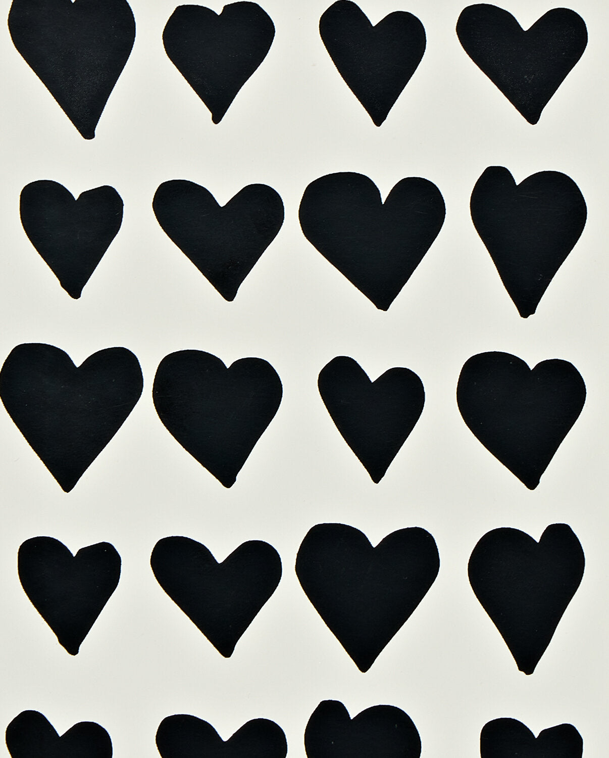 notatnik z sercami z czarnymi sercami na białym tle w powtarzającym się wzorze