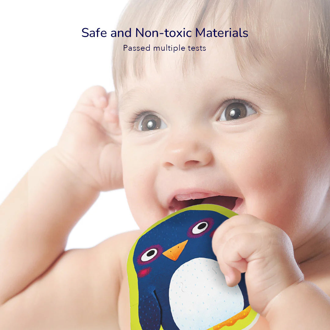 Dziecko bawiące się kolorowym puzzle dla dzieci zwierzęta z motywem pingwina od Yamann