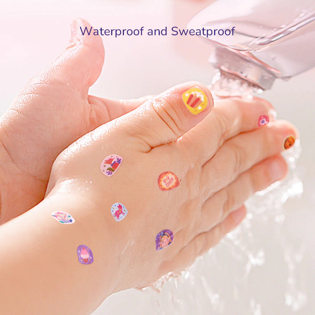 Naklejki na paznokcie dla dzieci Yamann wodoodporne i odporne na pot na dłoniach dziecka pod wodą