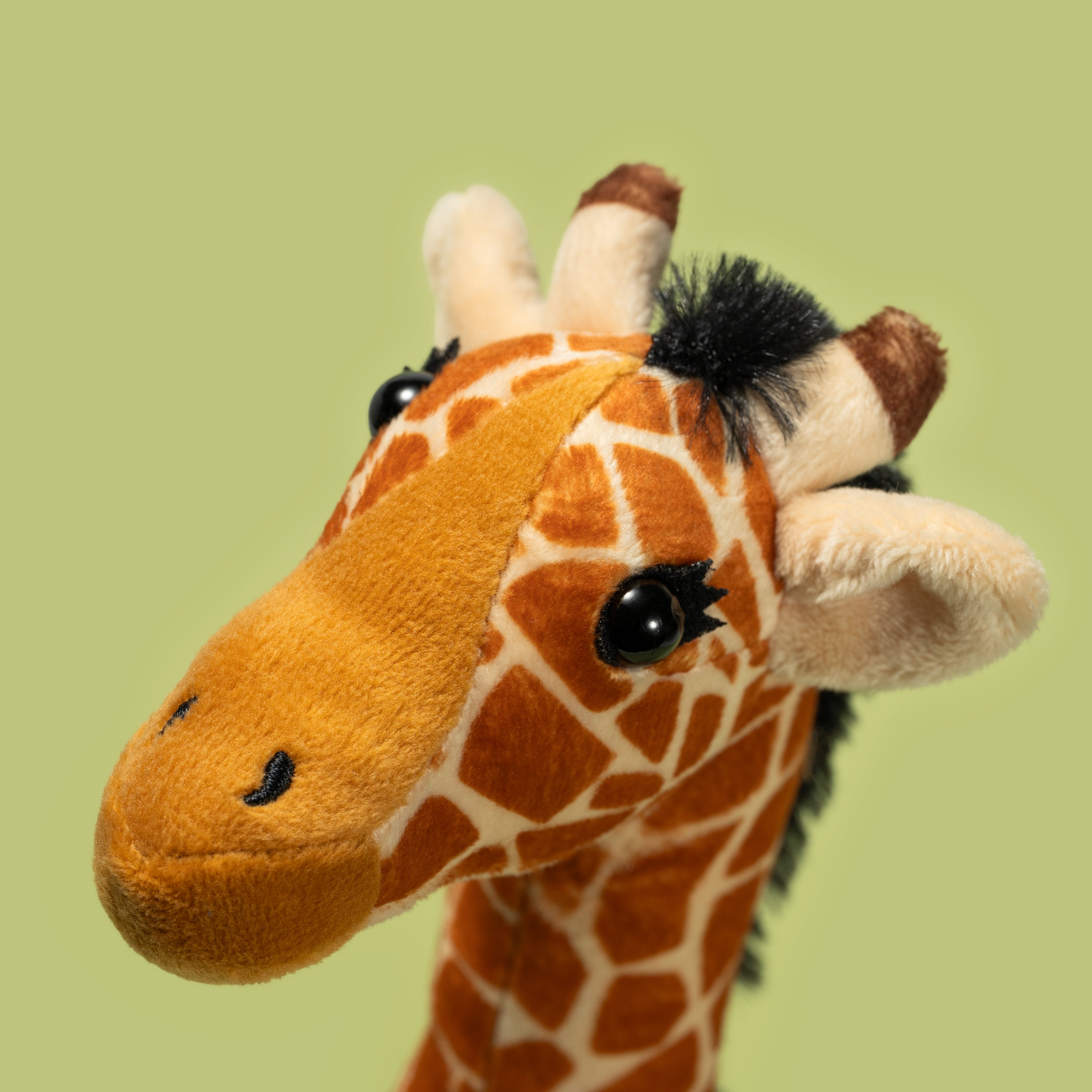 Pluszak żyrafa dla dzieci od Wild Planet miękki i kolorowy zabawkowy zwierzak