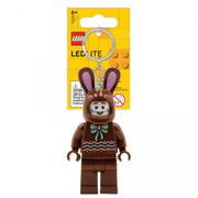 LEGO brelok LED z miniaturową figurką zając w brązowym kostiumie z błękitną kokardką