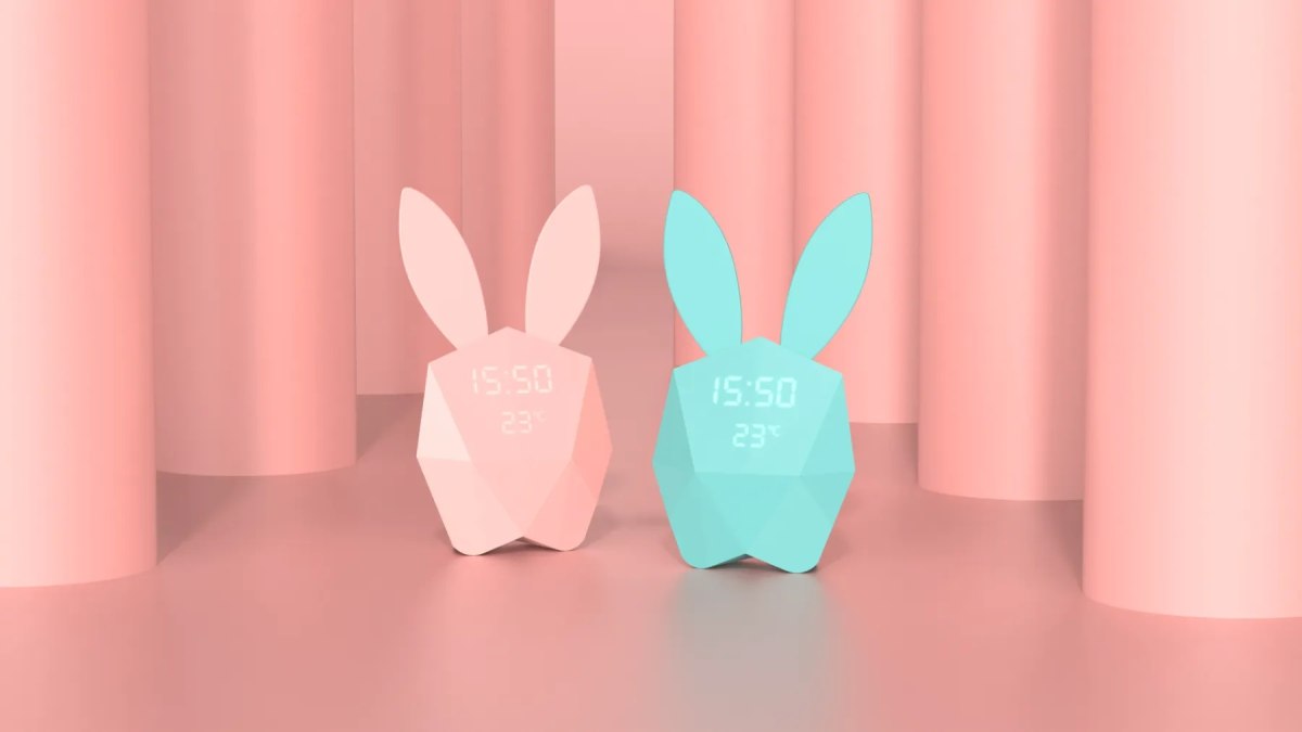 Budzik z lampką dla dzieci w kształcie króliczka w kolorze różowym i niebieskim od WABOBA AB
