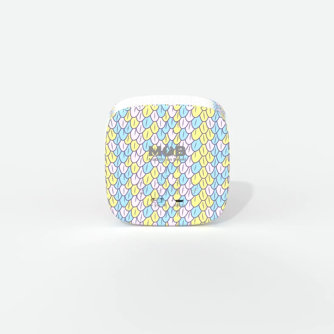 Kolorowy budzik dla dzieci z lampką w pastelowe wzory od WABOBA AB