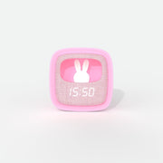 Różowy budzik dla dzieci różowy z cyfrowym wyświetlaczem i dekoracją z królikiem