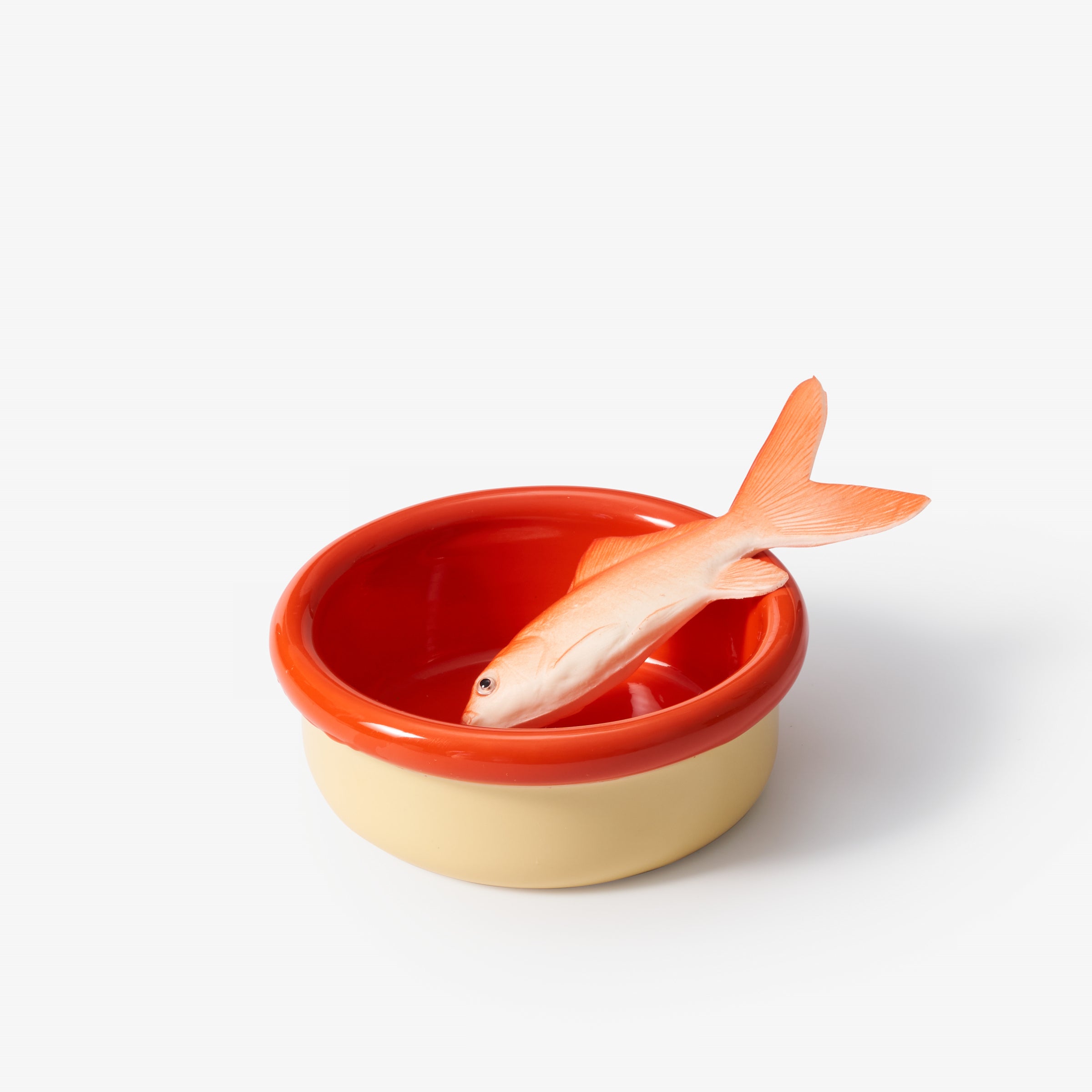 Zestaw miseczek dla zwierząt z ceramiczną miską w kolorze kremowo-czerwonym i dekoracją ryby
