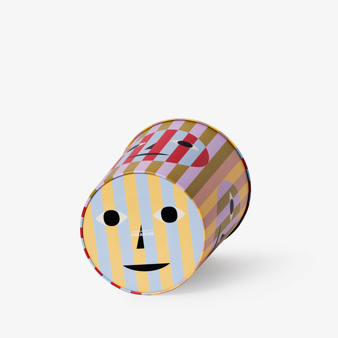 Kolorowy kosz na śmieci design z twarzą i paskami od Areaware