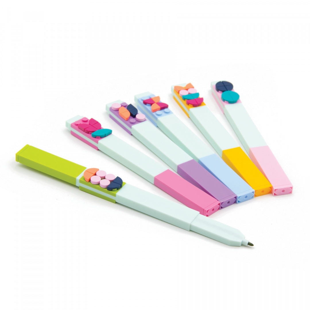 Zestaw kolorowych flamastrów LEGO DOTS z dekoracyjnymi elementami do kreatywnego pisania