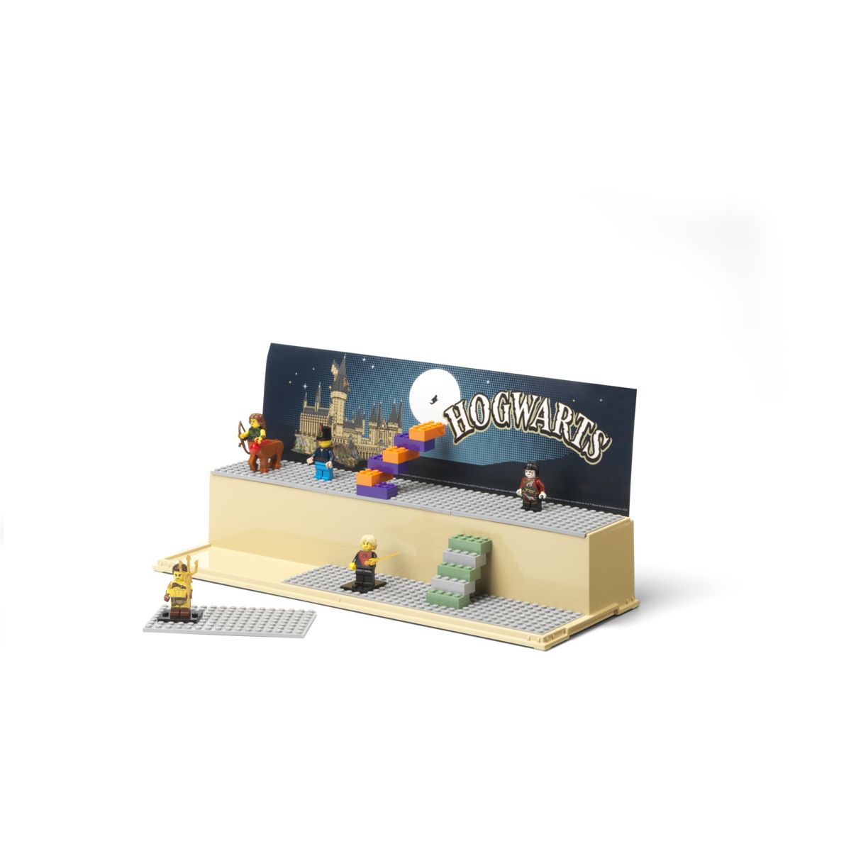 Gablotka LEGO Harry Potter z mini figurkami i motywem Hogwartu do ekspozycji kolekcji