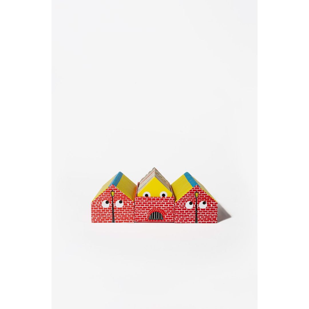 Gra memory domki dla dzieci z kolorowymi ilustracjami ceglastych domków z oczami