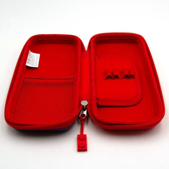 Czerwony otwarty piórnik LEGO Kosmos z przegródkami i miejscem na przybory szkolne