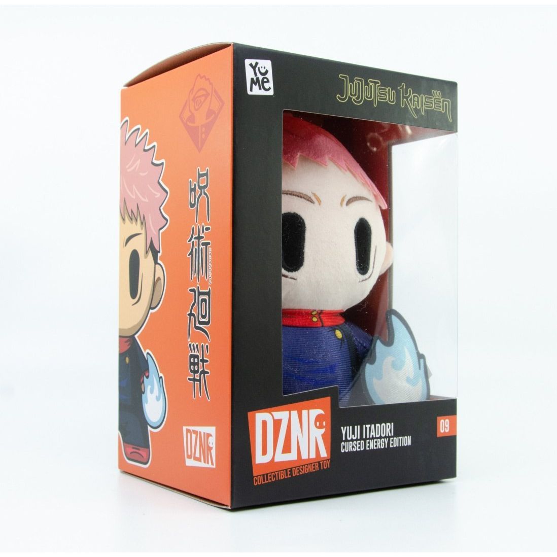 Pluszowa figurka Jujutsu Kaisen Yuji Itadori w opakowaniu od Yu Me Toys