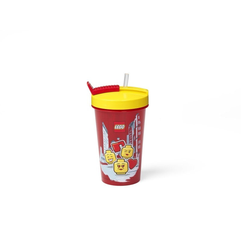 Czerwony kubek LEGO ze słomką dla dziewczynki z żółtą pokrywką i nadrukiem klocków LEGO