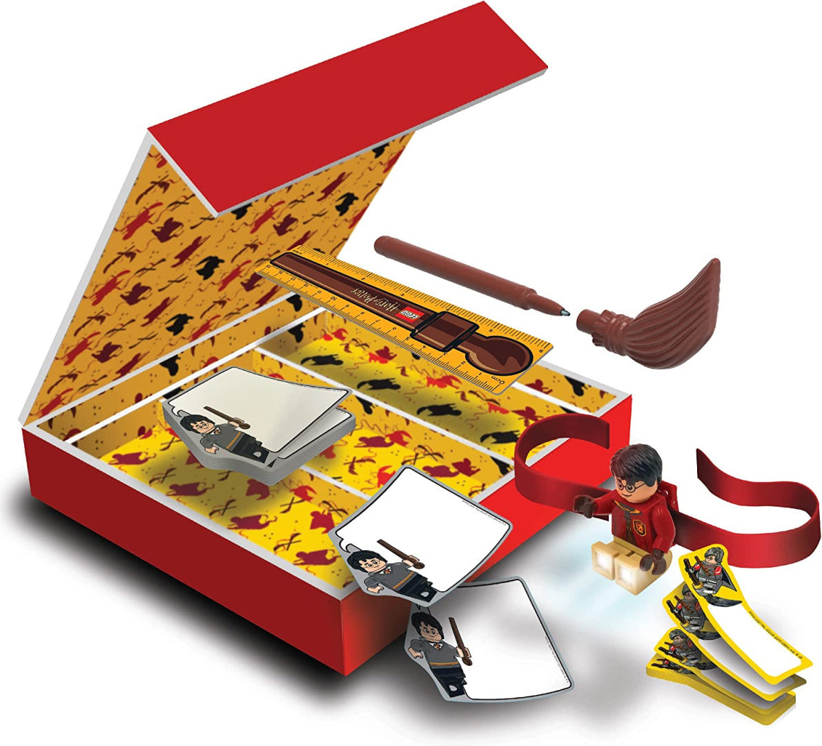 Zestaw piśmienniczy Harry Potter LEGO z piórem, notesami i figurką Harrego Pottera w czerwonym pudełku