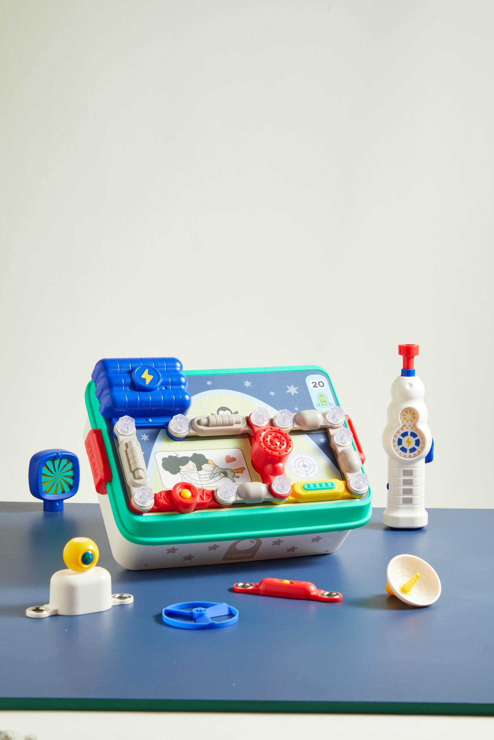 Zestaw małego inżyniera elektryka marki Yamann z narzędziami edukacyjnymi dla dzieci