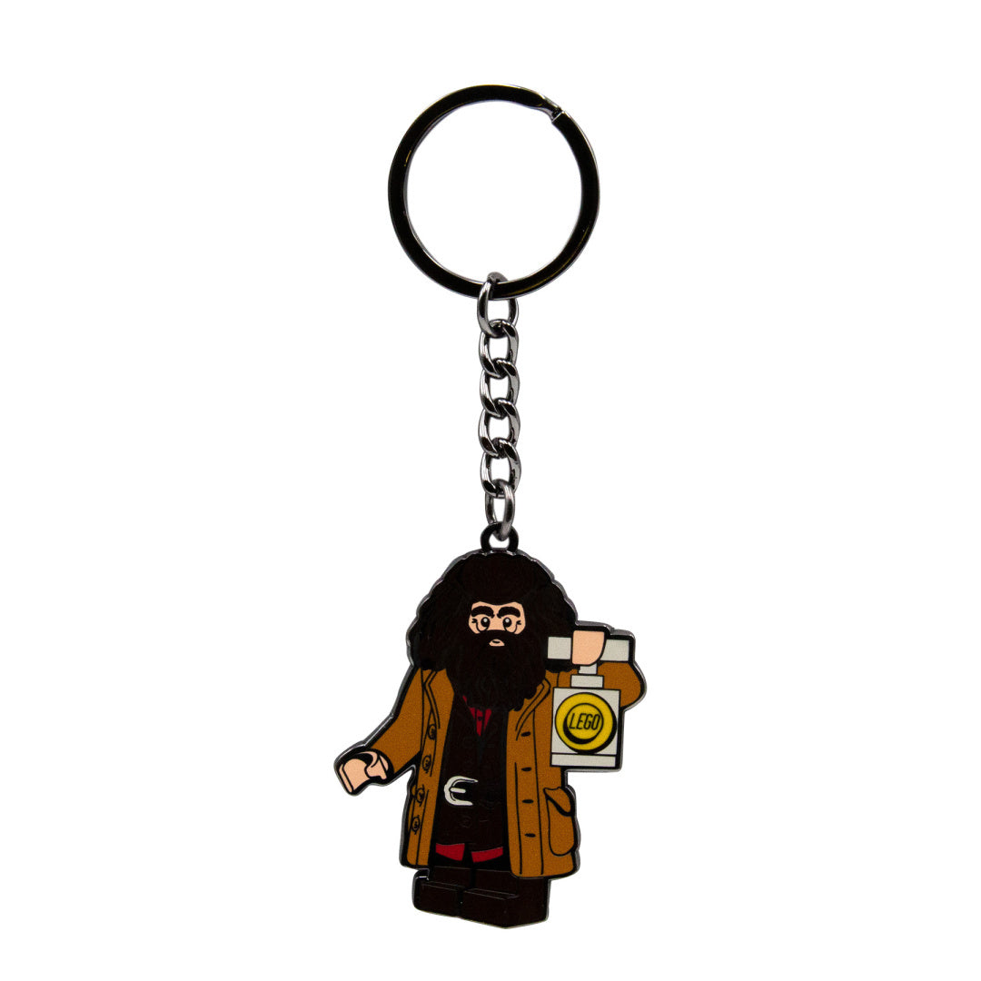 Metalowy brelok LEGO Harry Potter Hagrid z figurką postaci w płaszczu i kuflem piwa