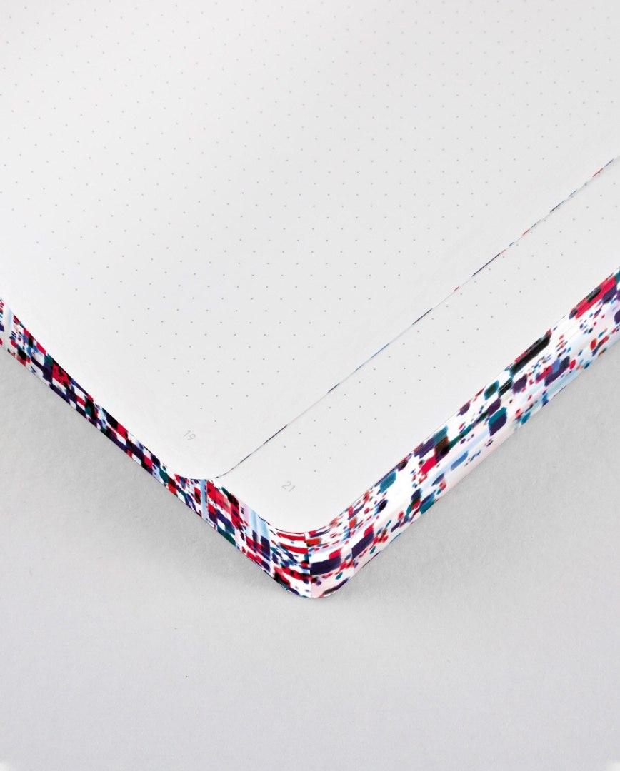 Notatnik Matrix L z kolorową obwolutą i kartkami w kropki na szarym tle