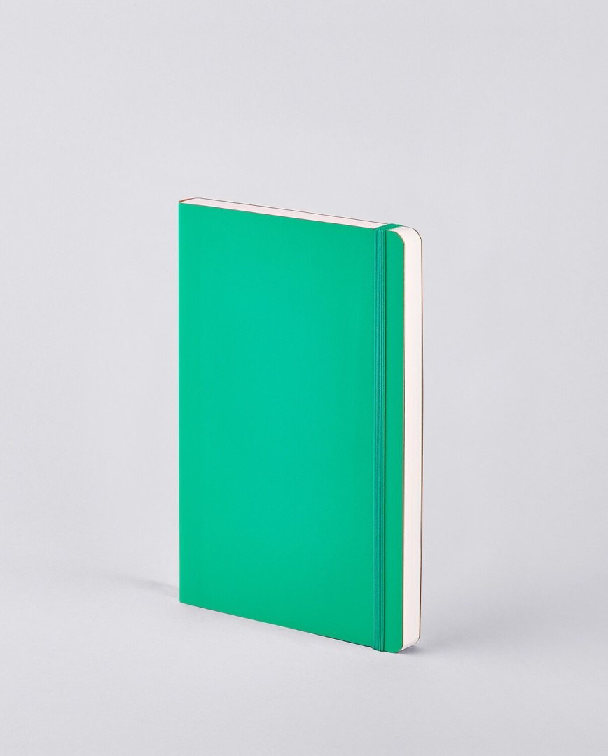 Notatnik emerald w kolorze zielonym z gumką do zamykania dostępny od BV JACOB COMPANY