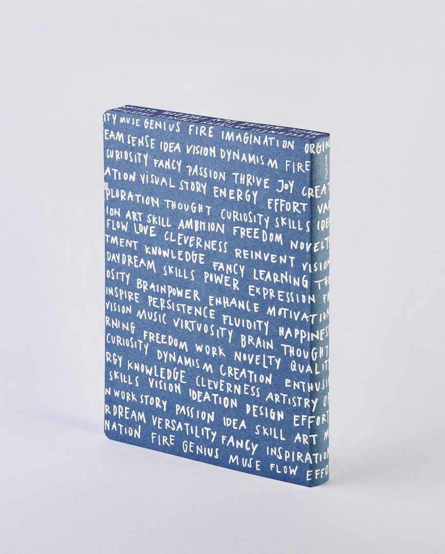 Notatnik kreatywny A5 w granatowej okładce z białymi słowami motywacyjnymi od BV JACOB COMPANY