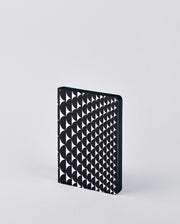 Notatnik graficzny BV JACOB COMPANY z czarno-białym geometrycznym wzorem na okładce