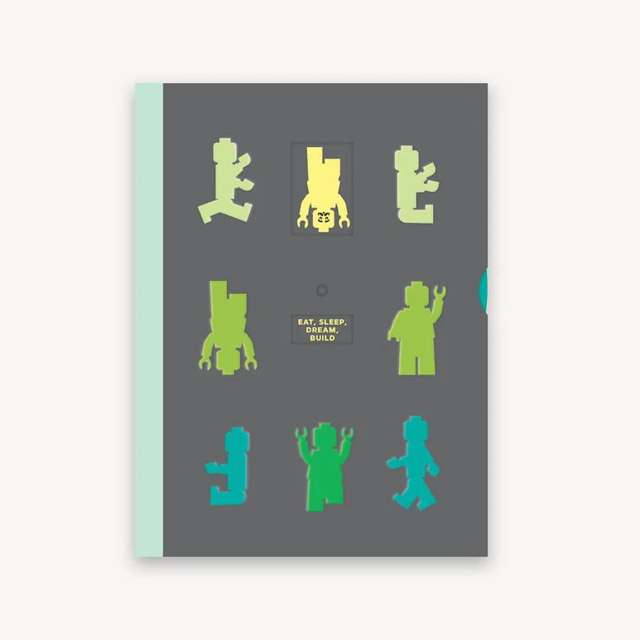 Notatnik LEGO dla dorosłych z kolorowymi sylwetkami figurek LEGO i cytatem eat sleep dream build