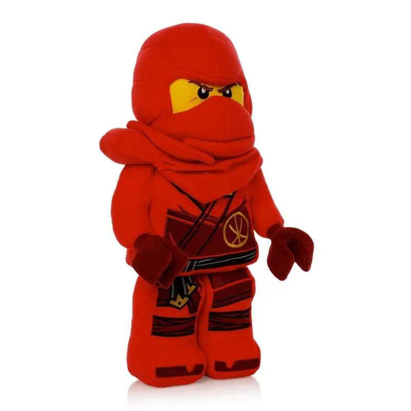 Pluszak LEGO Ninjago Kai w czerwonym stroju ninja z wyrazistym wyrazem twarzy i detalami kostiumu