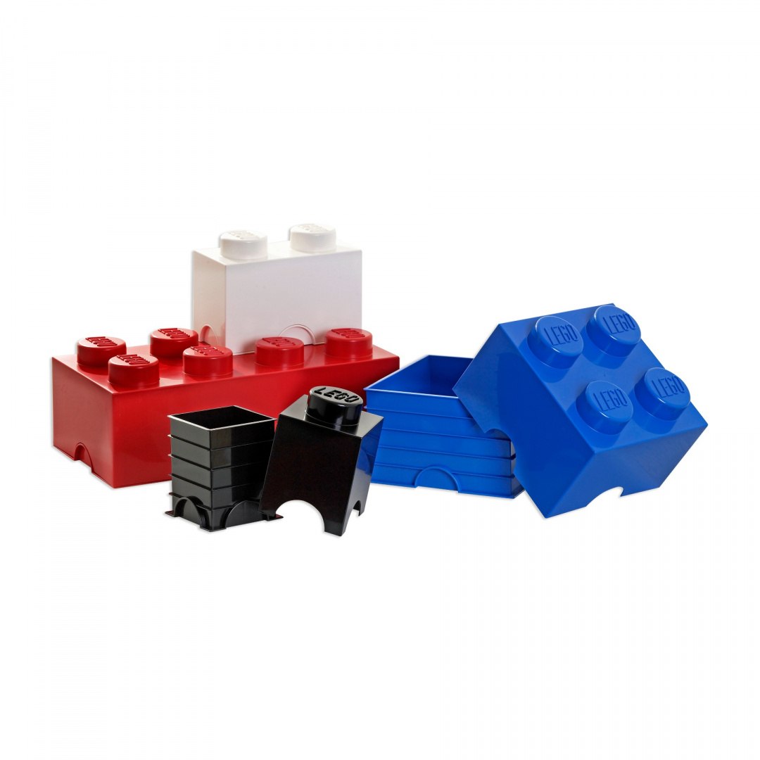 Pojemnik LEGO czarny w kształcie klocka z innymi kolorowymi pojemnikami do przechowywania