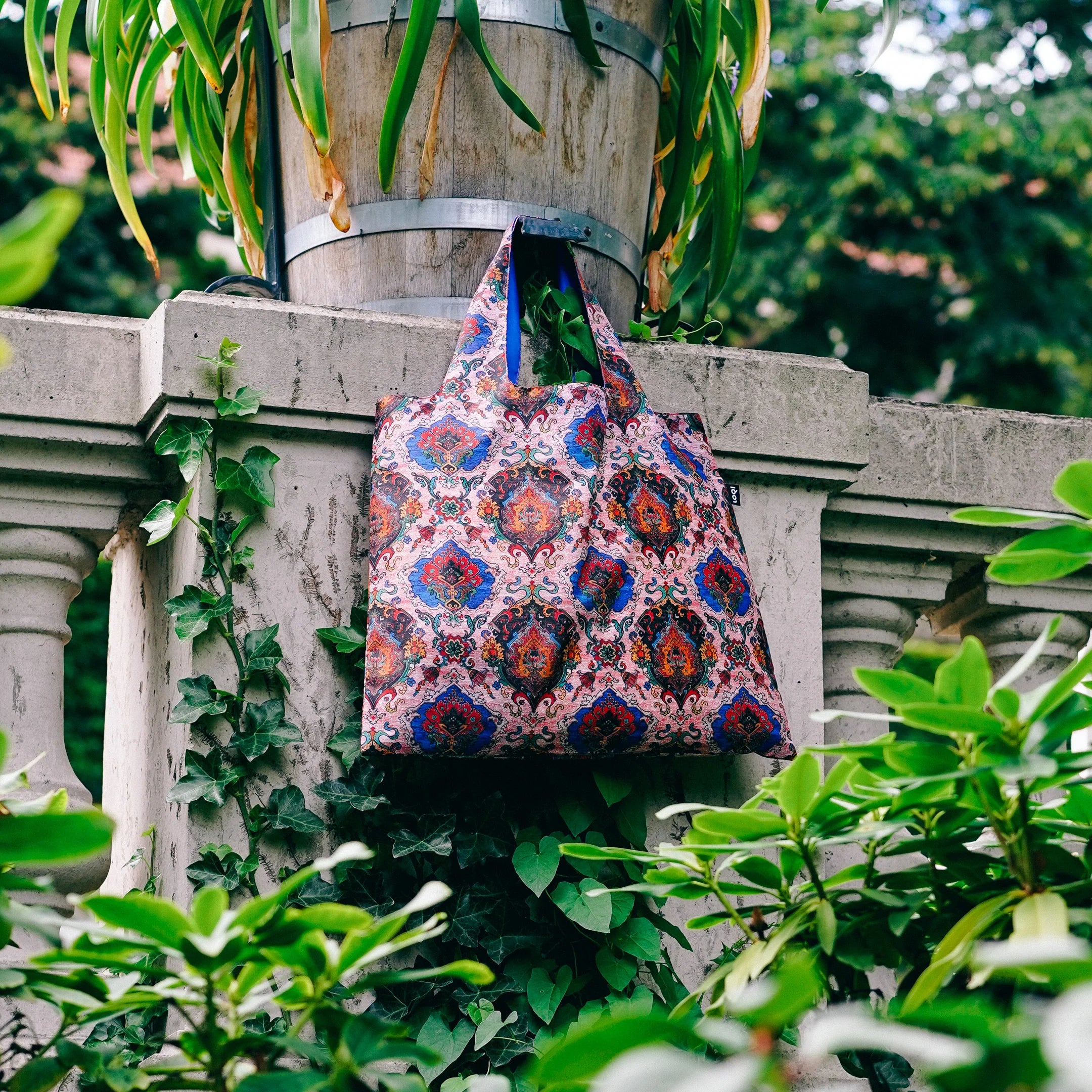 Torba LOQI Decorative Art – Tapestry Tea Rose