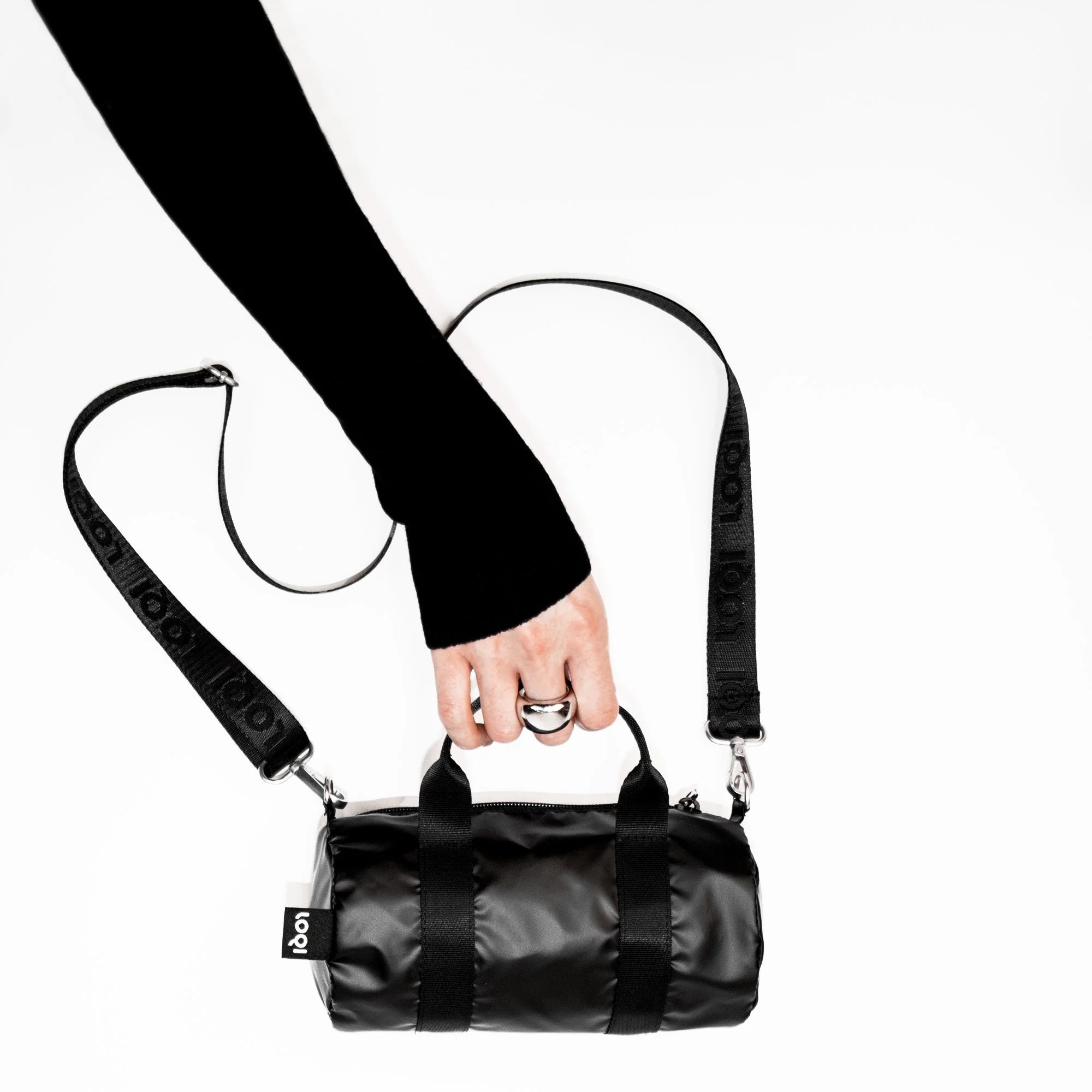 Torba weekender LOQI Metallic – czarna (mała)