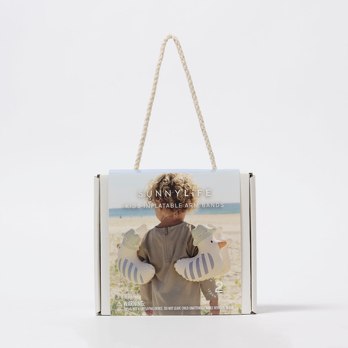 Opakowanie dmuchanych rękawków dla dzieci marki LOQI z nadrukiem na plaży