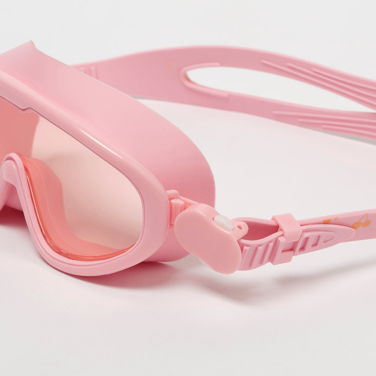 Różowa maska do pływania dla dzieci marki LOQI z regulowanym paskiem i dużymi szkłami