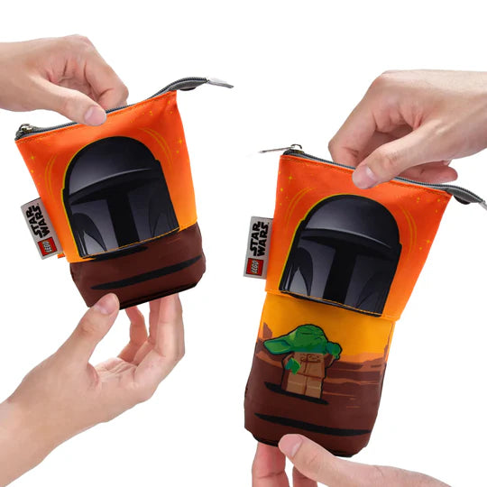 Piórnik LEGO Star Wars Mandalorian z nadrukiem hełmu i postaci Yody w pomarańczowo-brązowych kolorach
