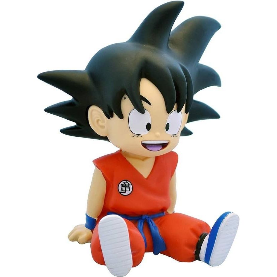 Plastoy skarbonka Dragon Ball w kształcie siedzącego Goku w czerwonym stroju