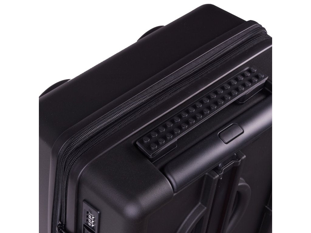 czarna walizka LEGO czarna z zamkiem szyfrowym i uchwytem z wypustkami klocków LEGO