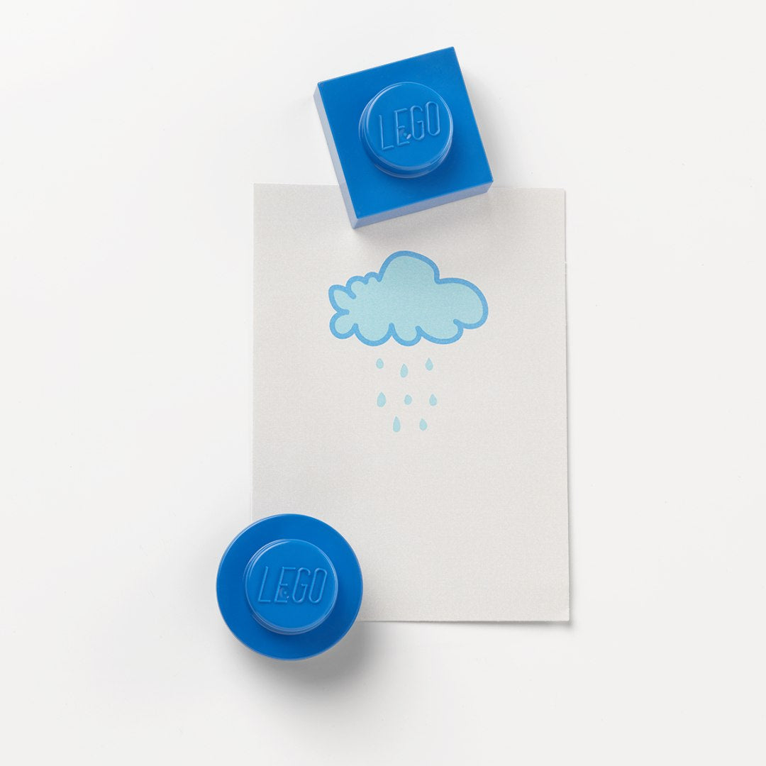 Niebieskie magnesy LEGO niebieskie w kształcie klocków z logo do przyczepiania kartek