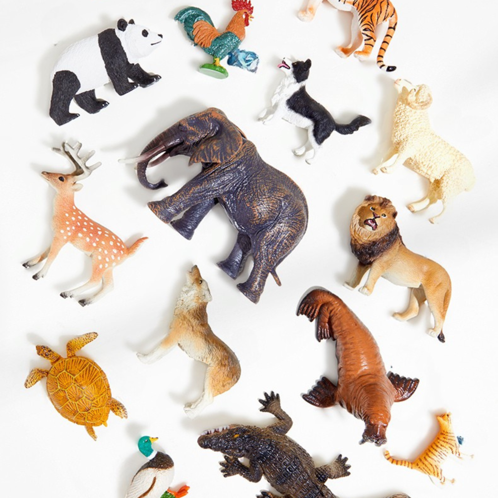 Zestaw figurek zwierząt na farmie różnych gatunków od Yamann na białym tle