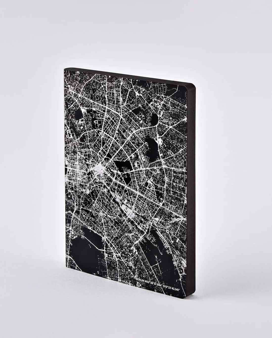 Notatnik Berlin Silver z czarno-białą mapą Berlina na okładce od BV JACOB COMPANY