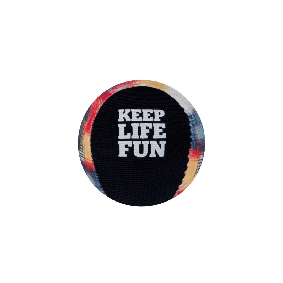 Piłeczka Waboba Pro do odbijania na wodzie czarna z kolorowym brzegiem i napisem Keep Life Fun