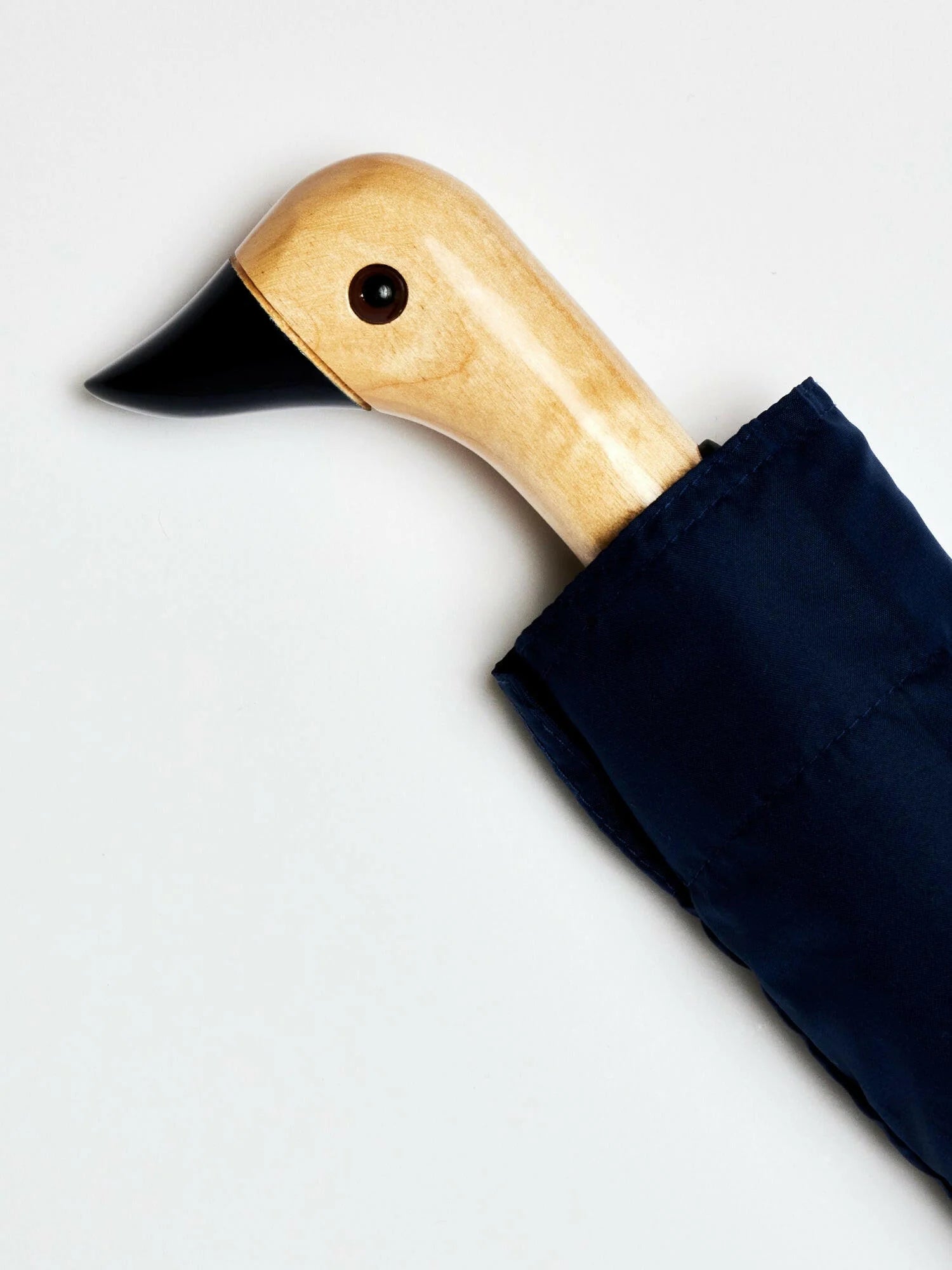 Parasolka z uchwytem w kształcie kaczki drewniany uchwyt i ciemna tkanina osłony