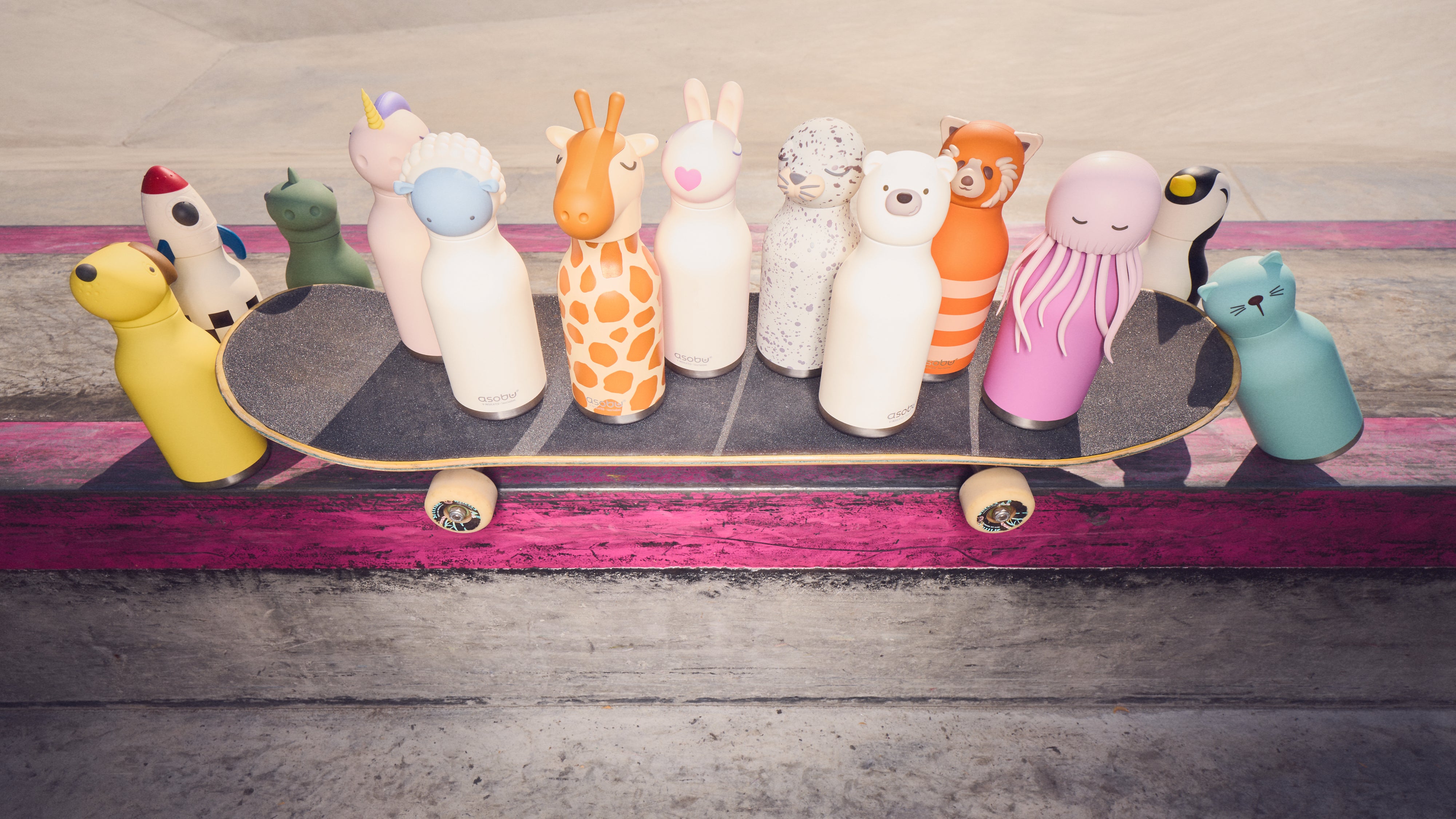 Butelka termiczna ze słomką Bestie Asobu – Żyrafa 460 ml