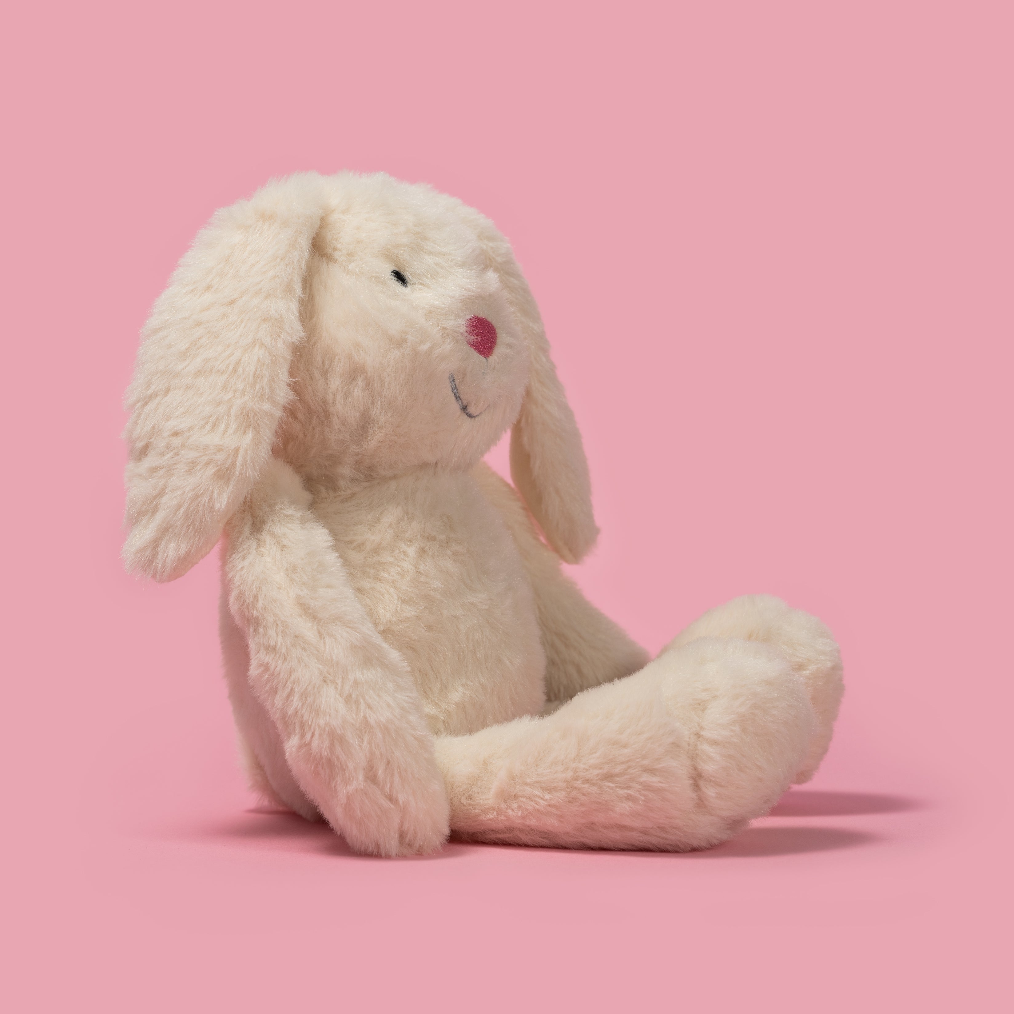 Pluszak króliczek Wild Planet miękki biały królik z długimi uszami na różowym tle