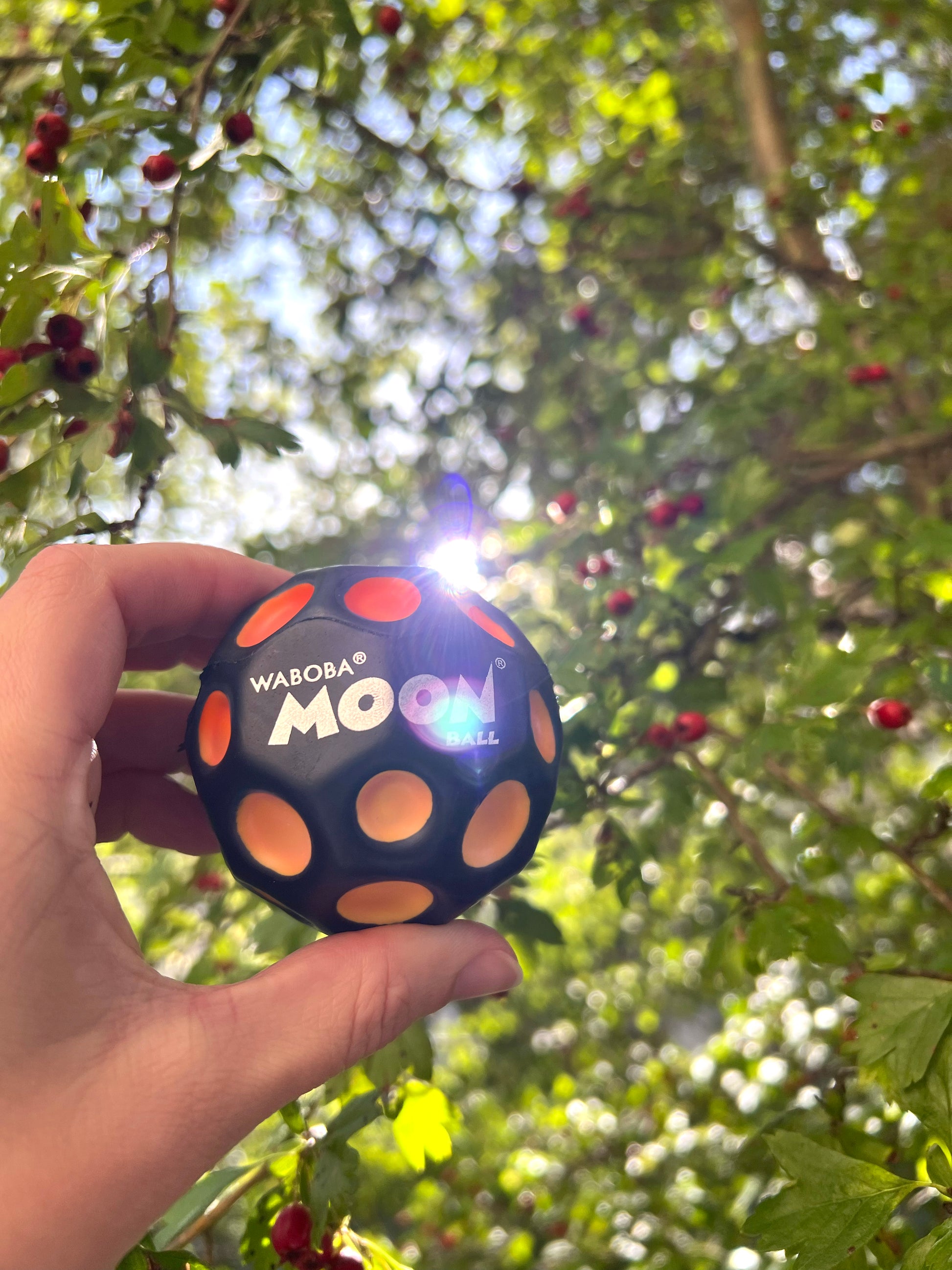 Piłeczka Waboba® UV Moon ball